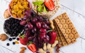 Healthy Snacks for Weight Management: 21 Filling Ideas